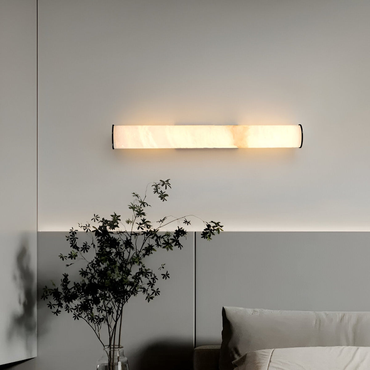 Hagavor Minimalist Wall Light