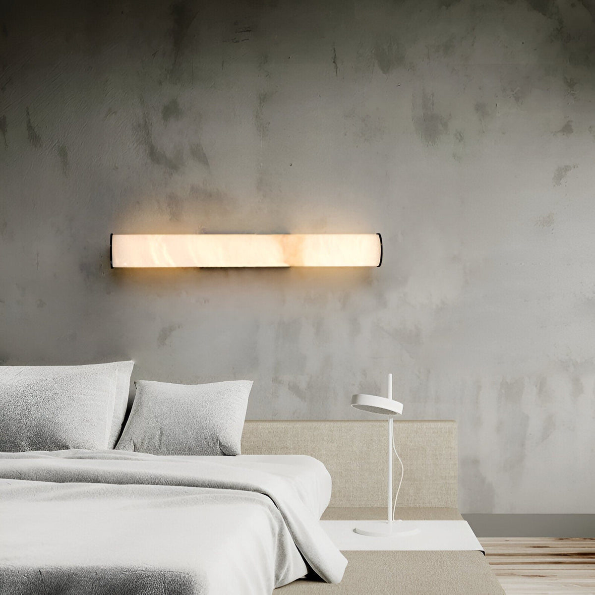 Hagavor Minimalist Wall Light