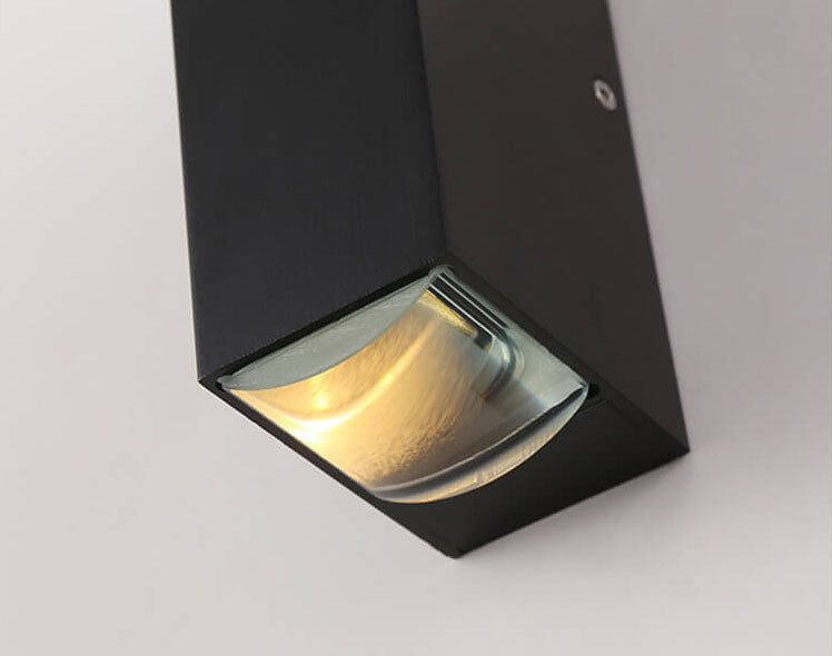 Vorane Outdoor Wall Light