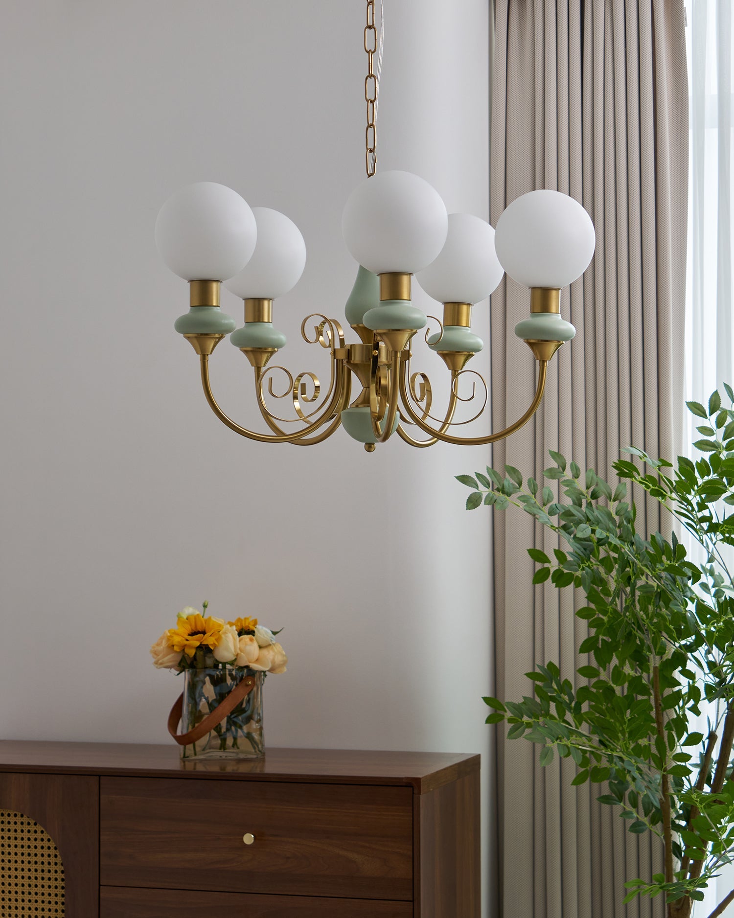 Belvonero Chandelier