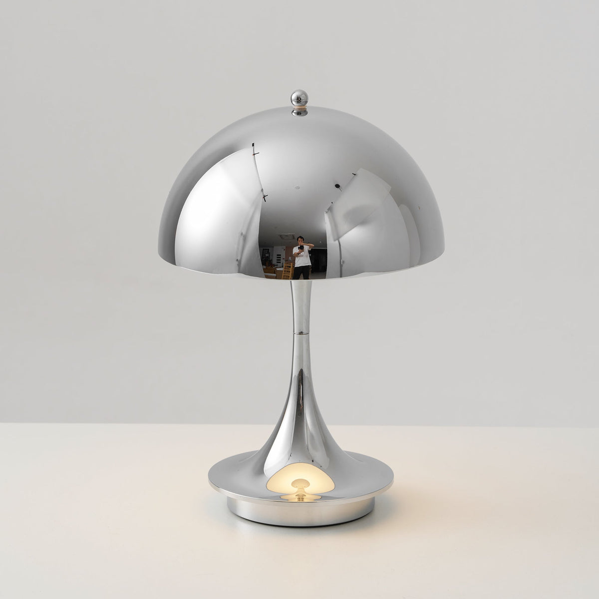 Geval Outdoor Table Lamp