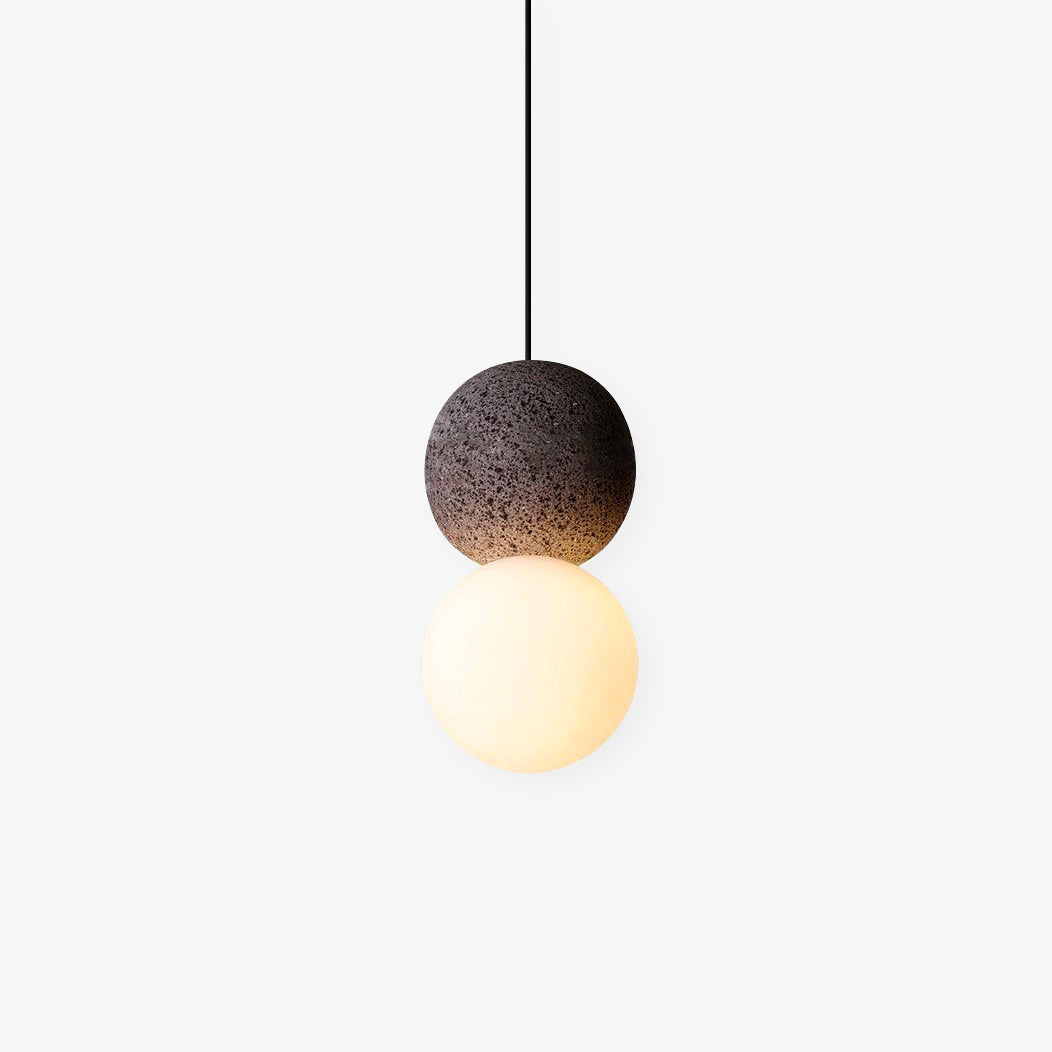 Ifuo Globe Pendant Light