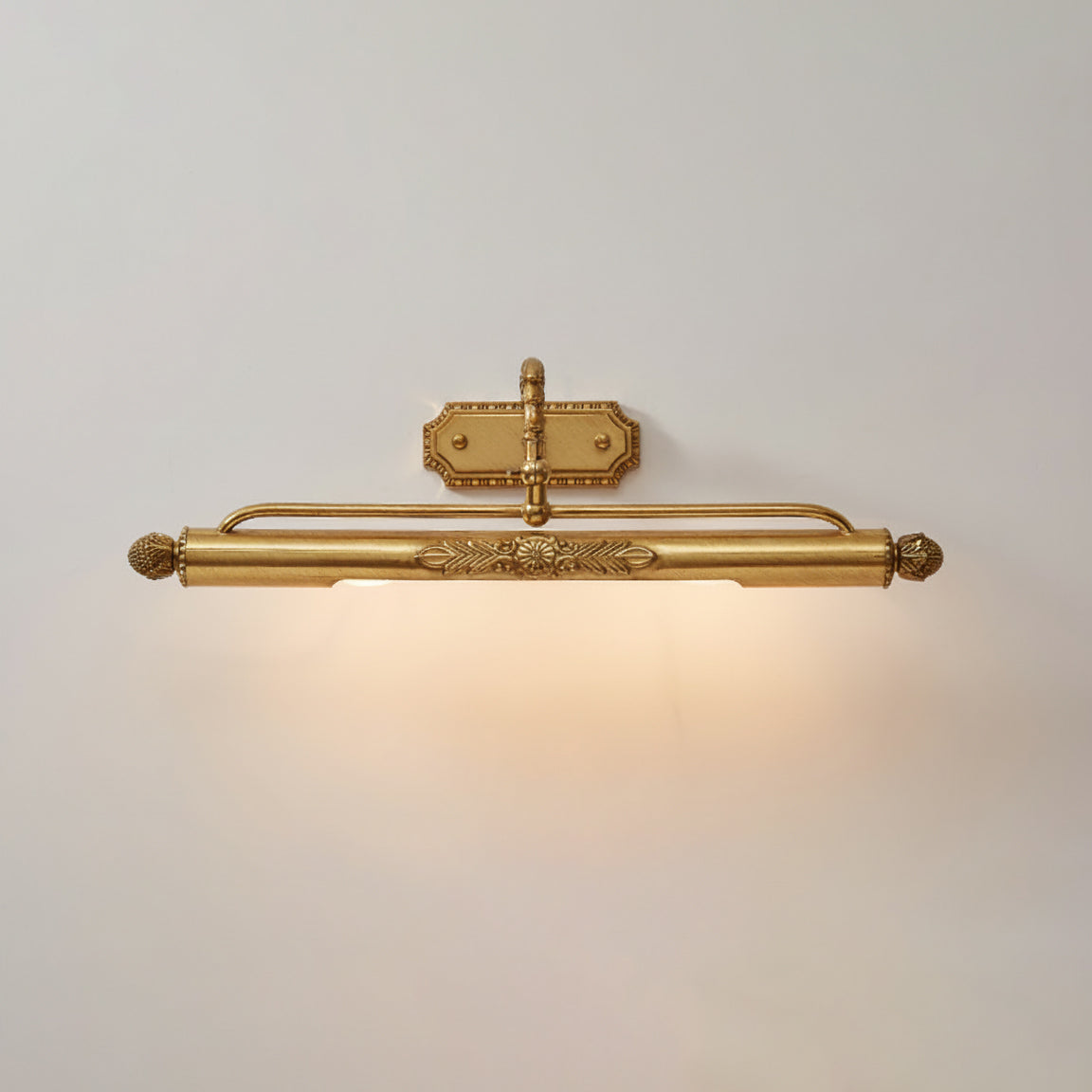 Armelella Gallery Wall Light