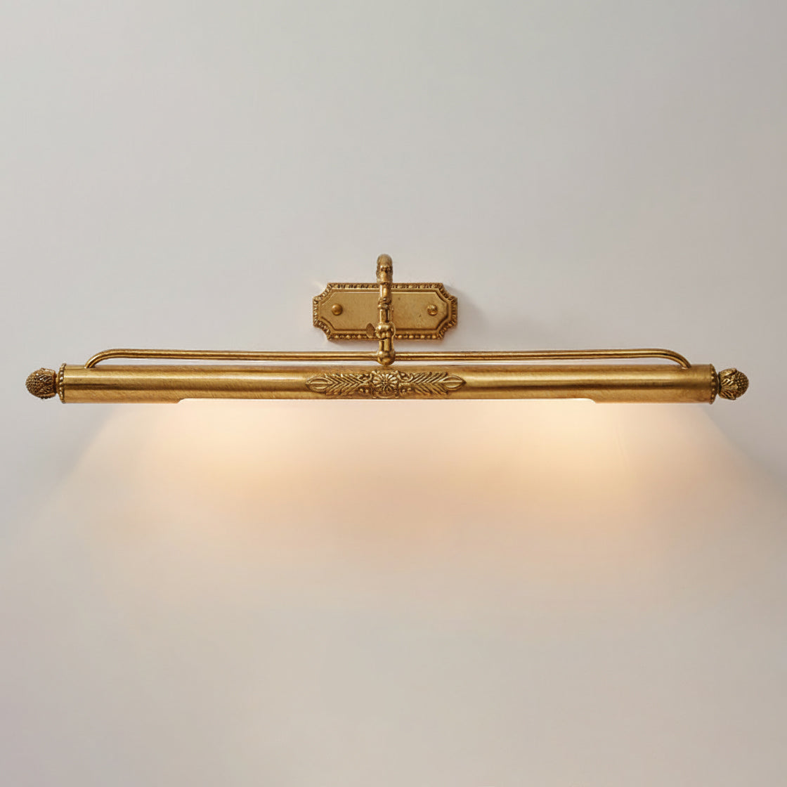 Armelella Gallery Wall Light