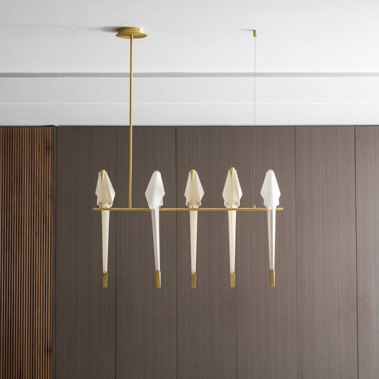 Tehiron Linear Chandelier