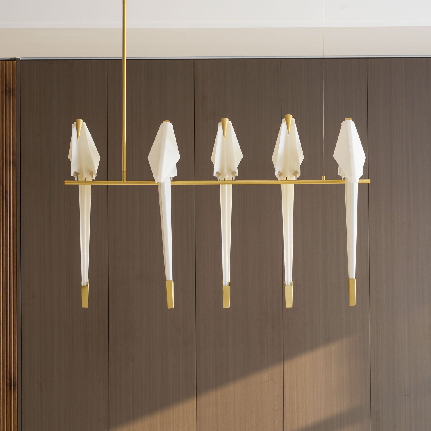 Tehiron Linear Chandelier