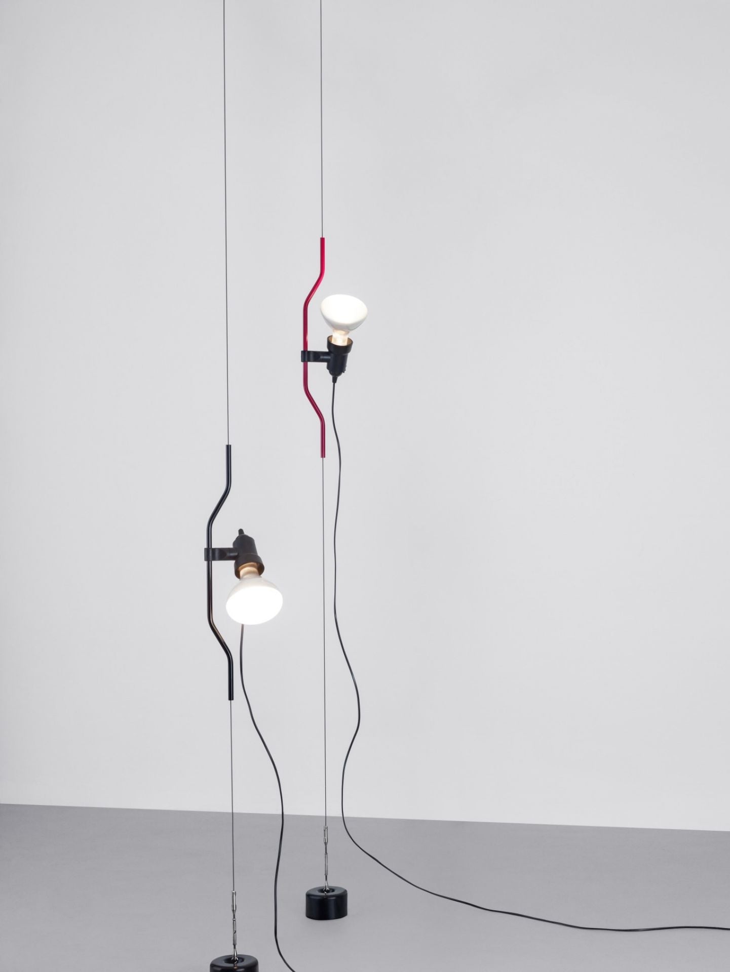 Pabel Floor to Ceiling Light