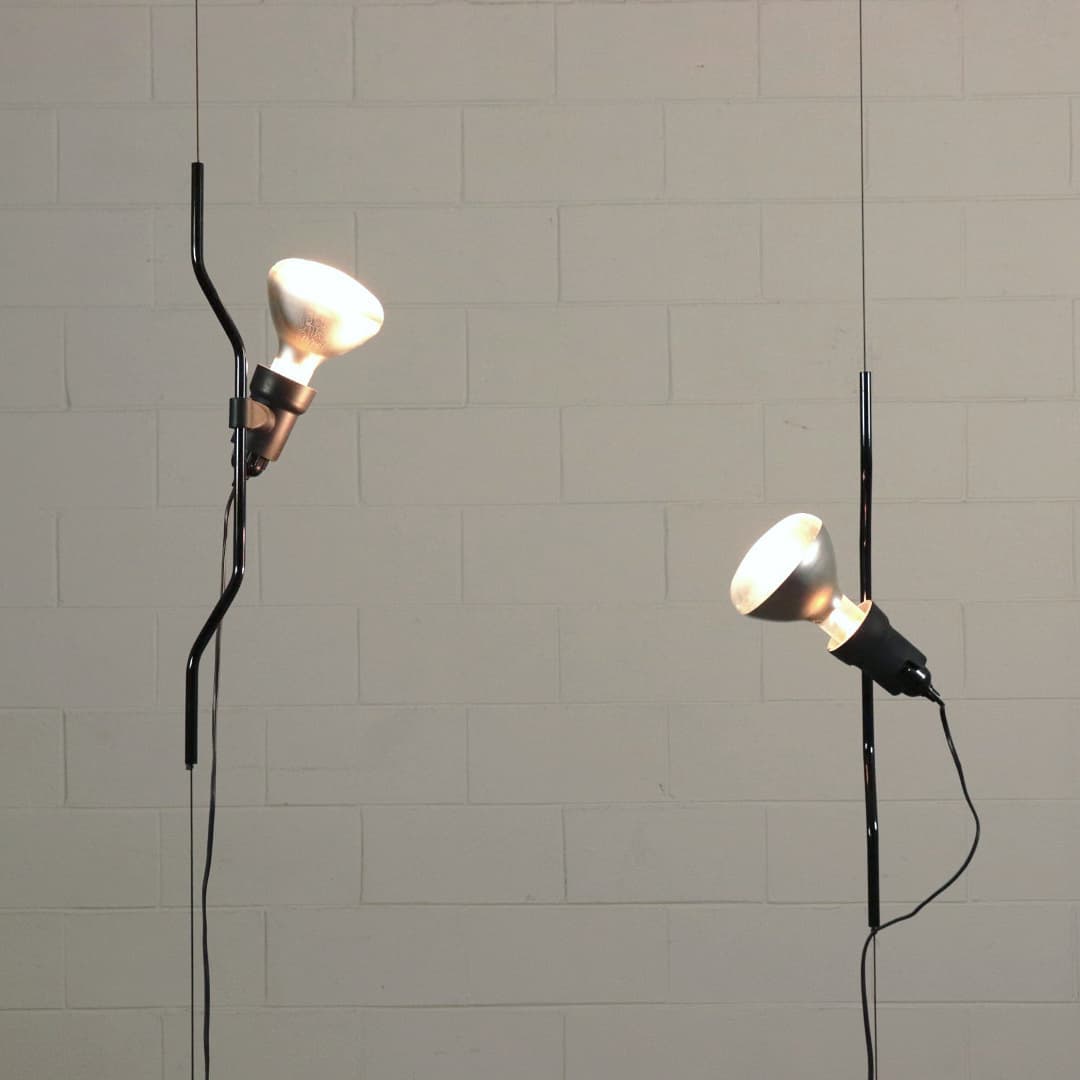 Pabel Floor to Ceiling Light