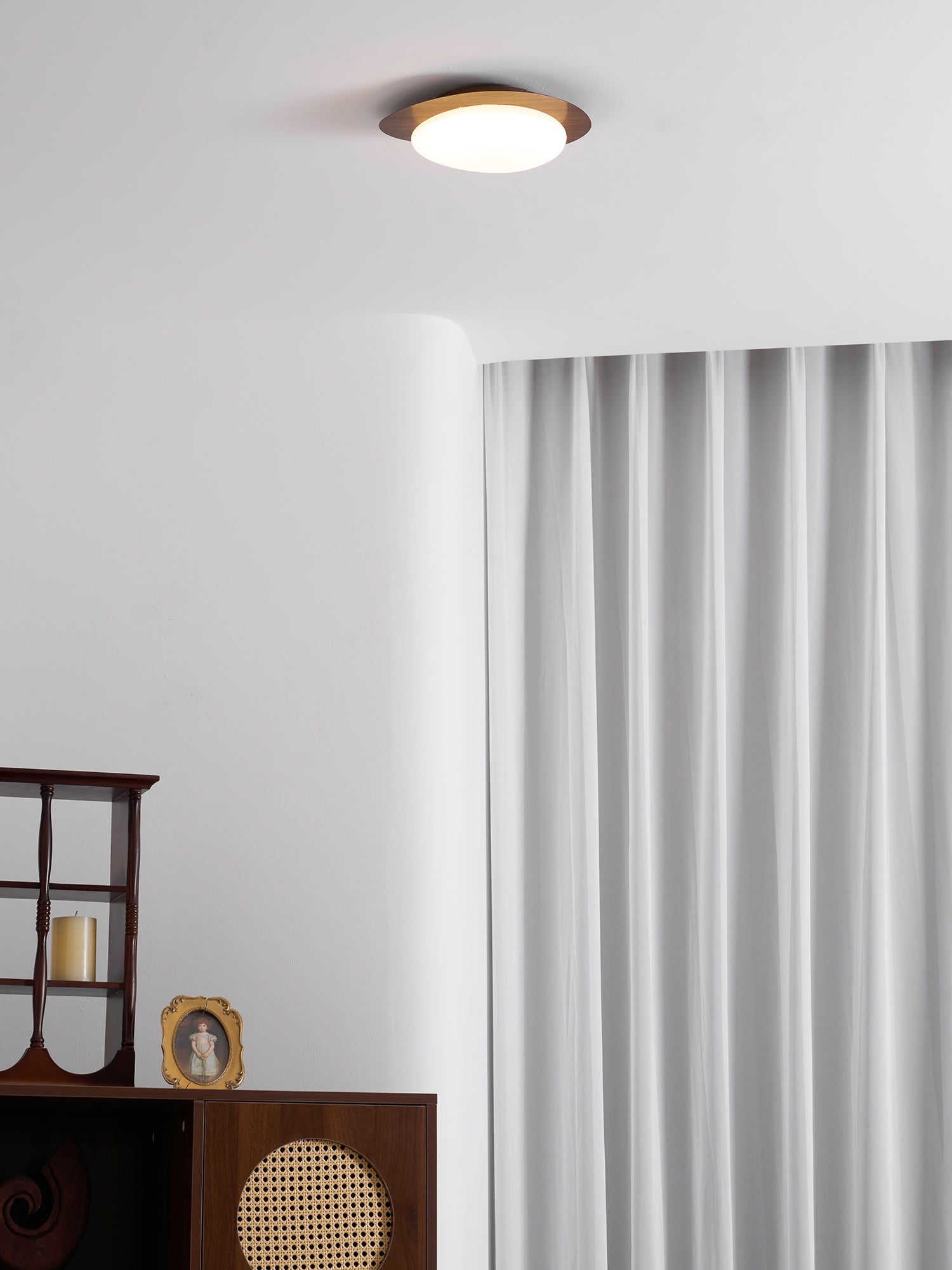 Alerlia Pebble Ceiling Light