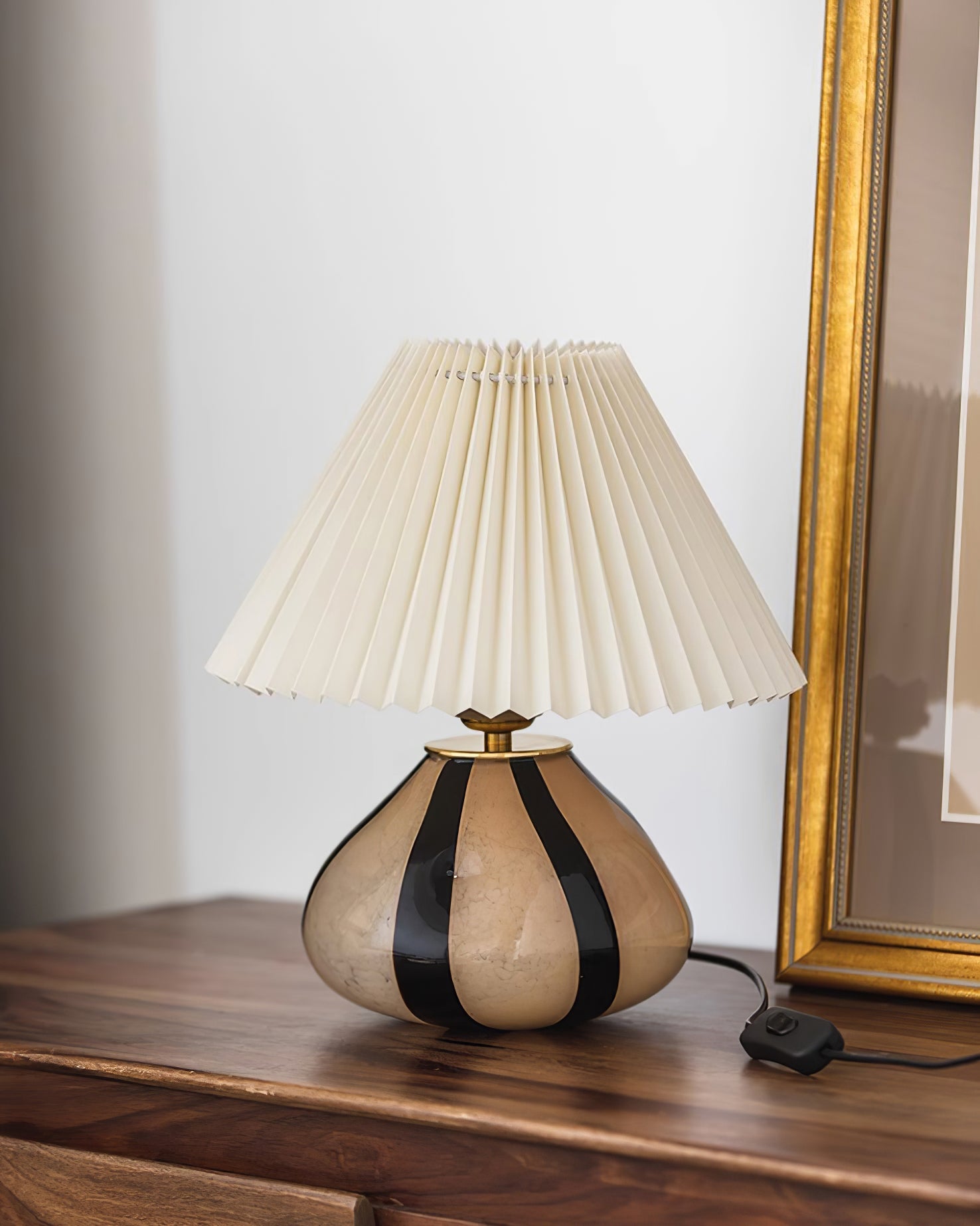 Rolenta Pleated Table Lamp