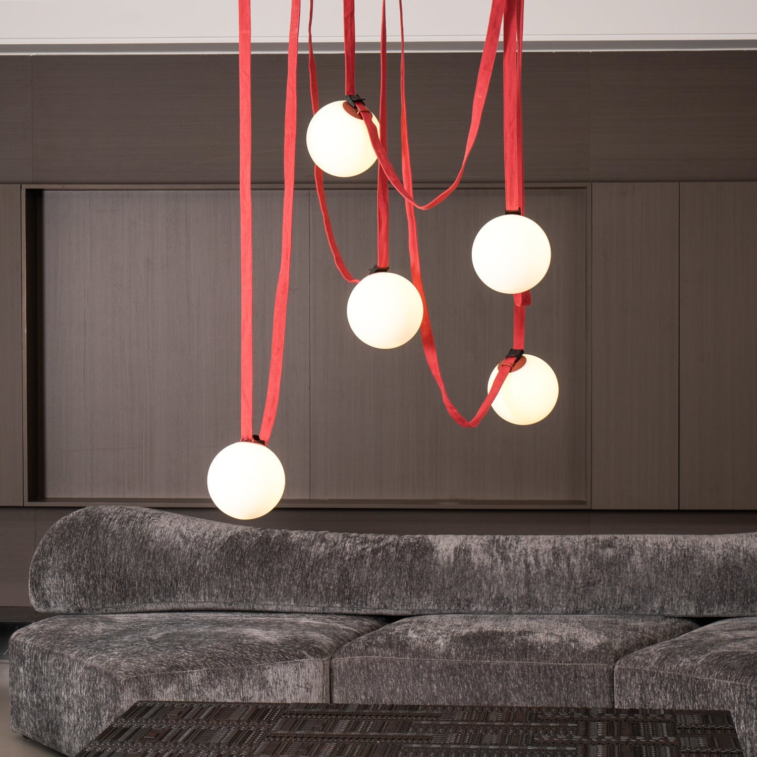 Neveron Pendant Light