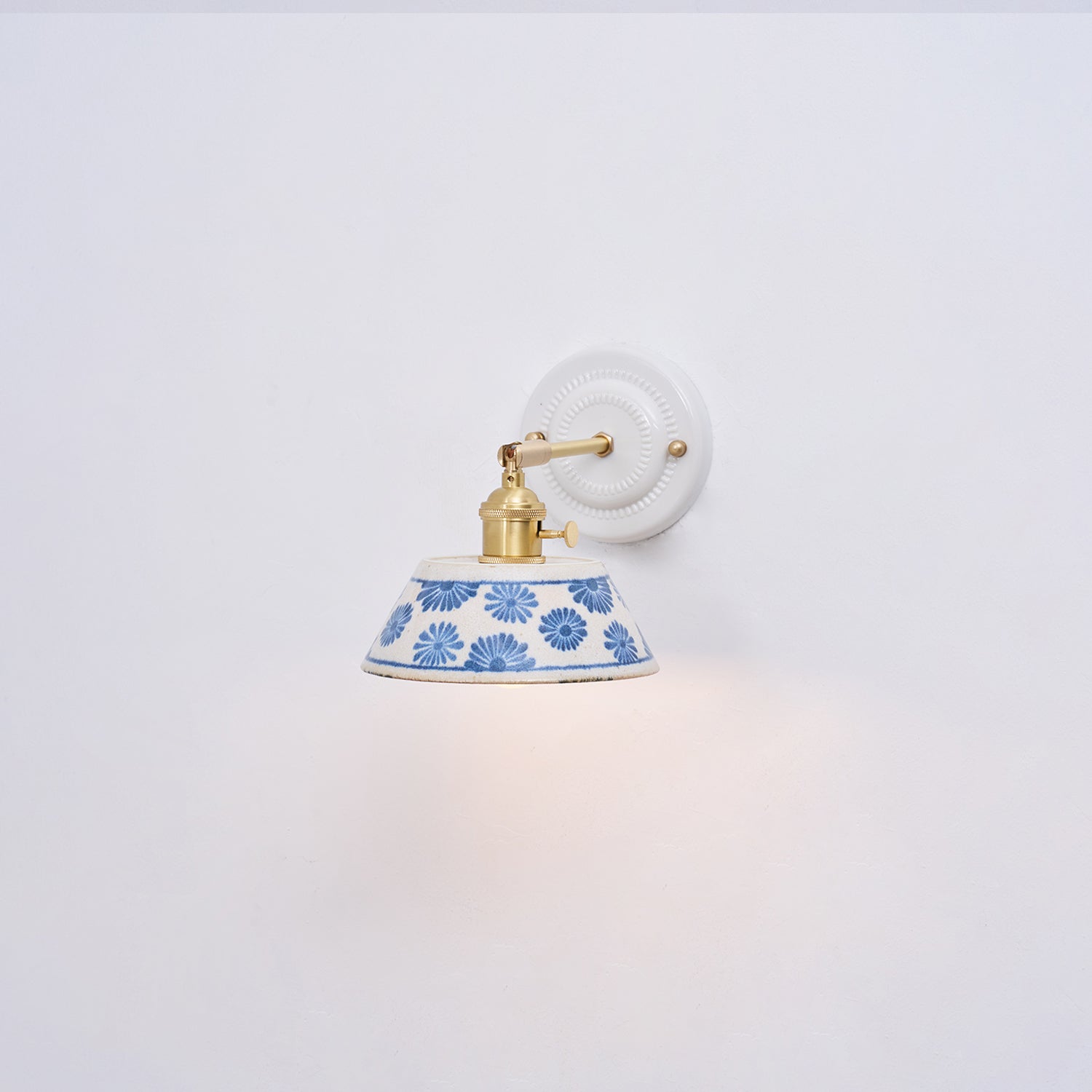Lemson Wall Light