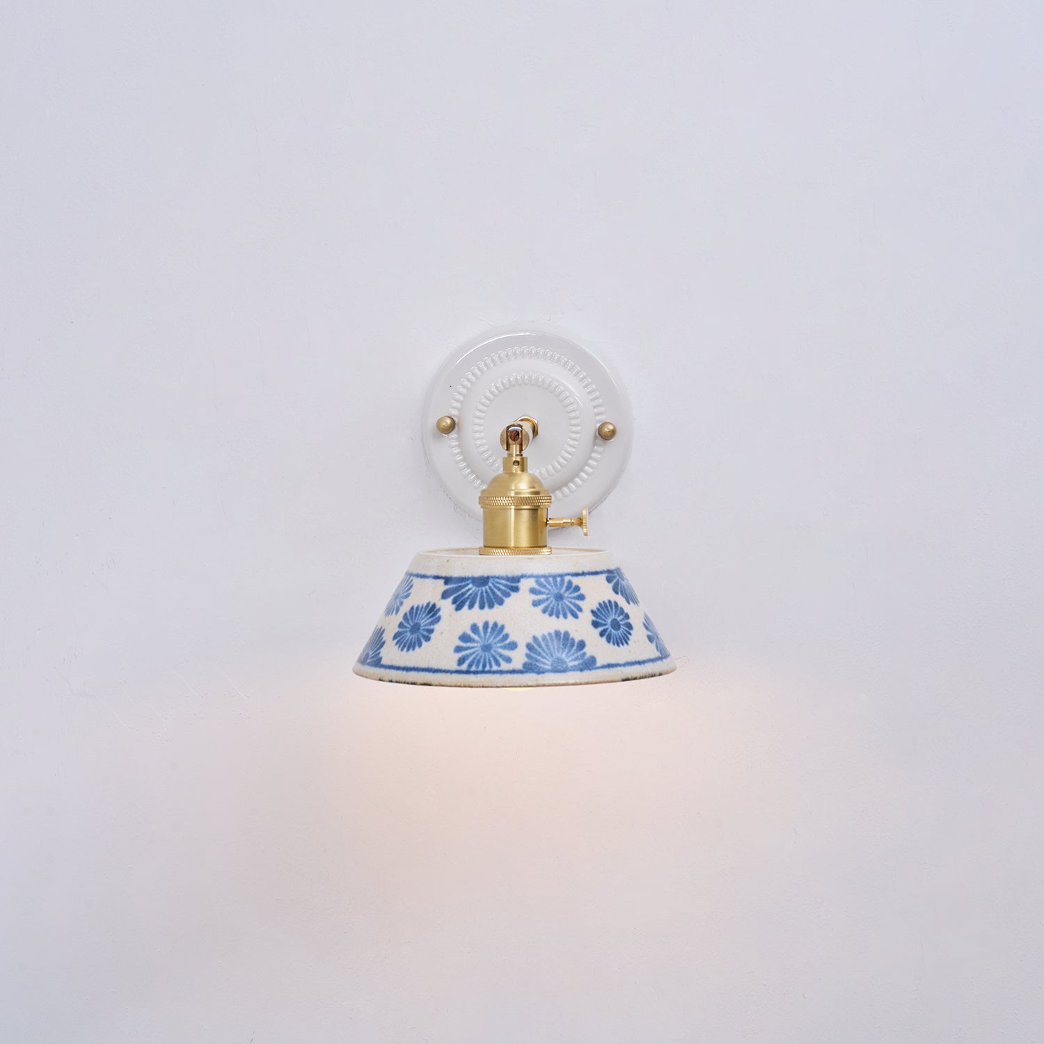Lemson Wall Light