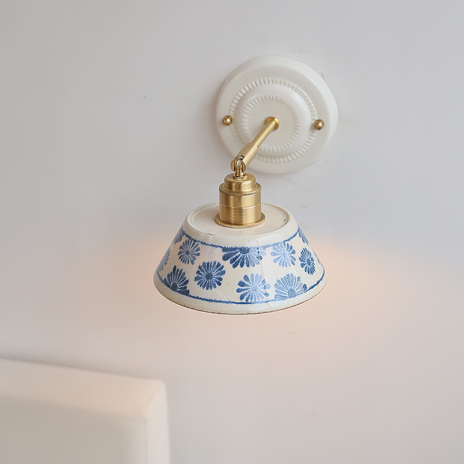 Lemson Wall Light