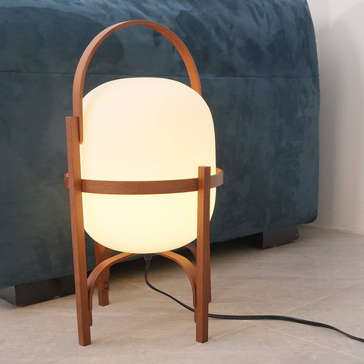 Itovelon Lantern Table Lamp