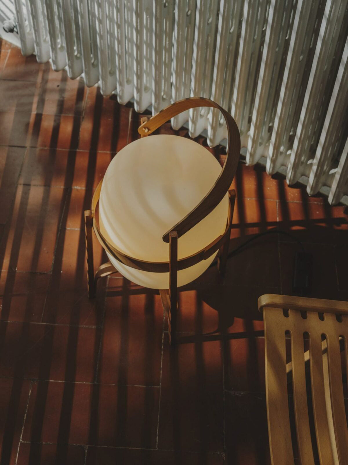 Itovelon Lantern Table Lamp