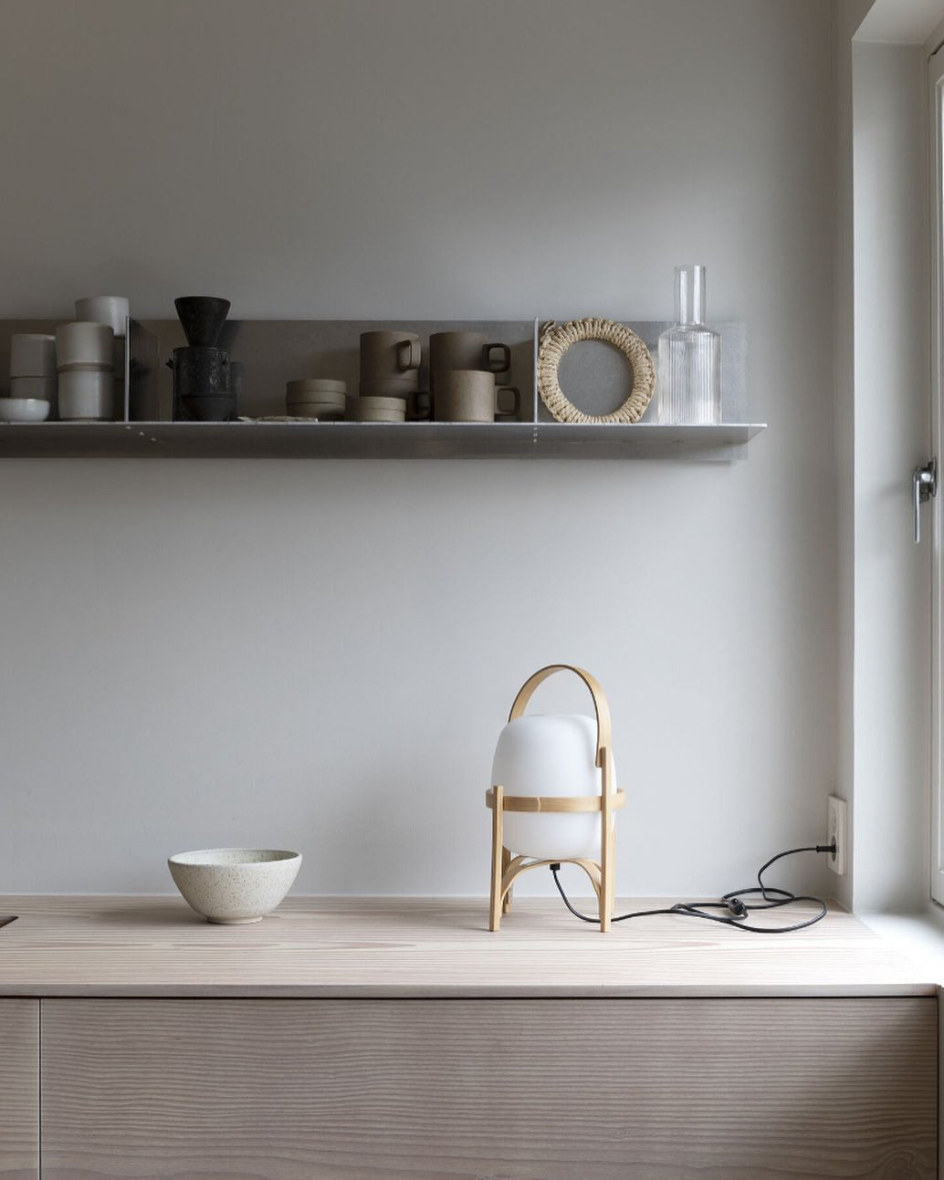 Itovelon Lantern Table Lamp