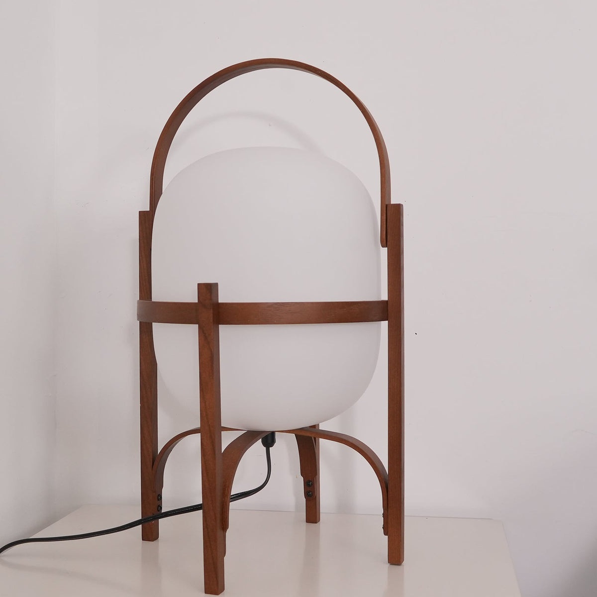 Itovelon Lantern Table Lamp
