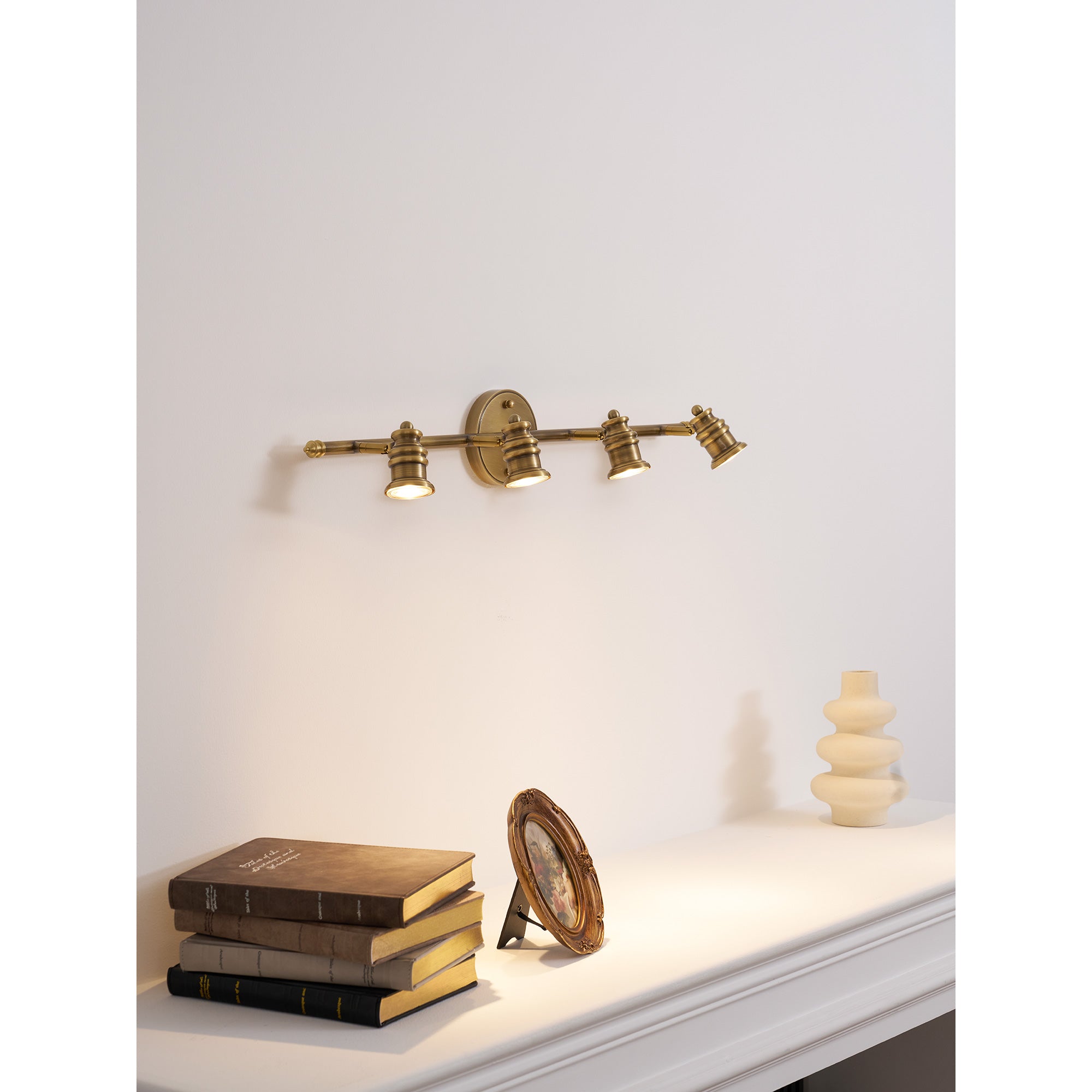 Sarroc Linear Wall Light