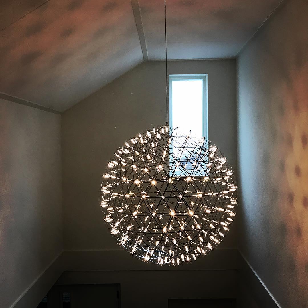 Unia Pendant Light