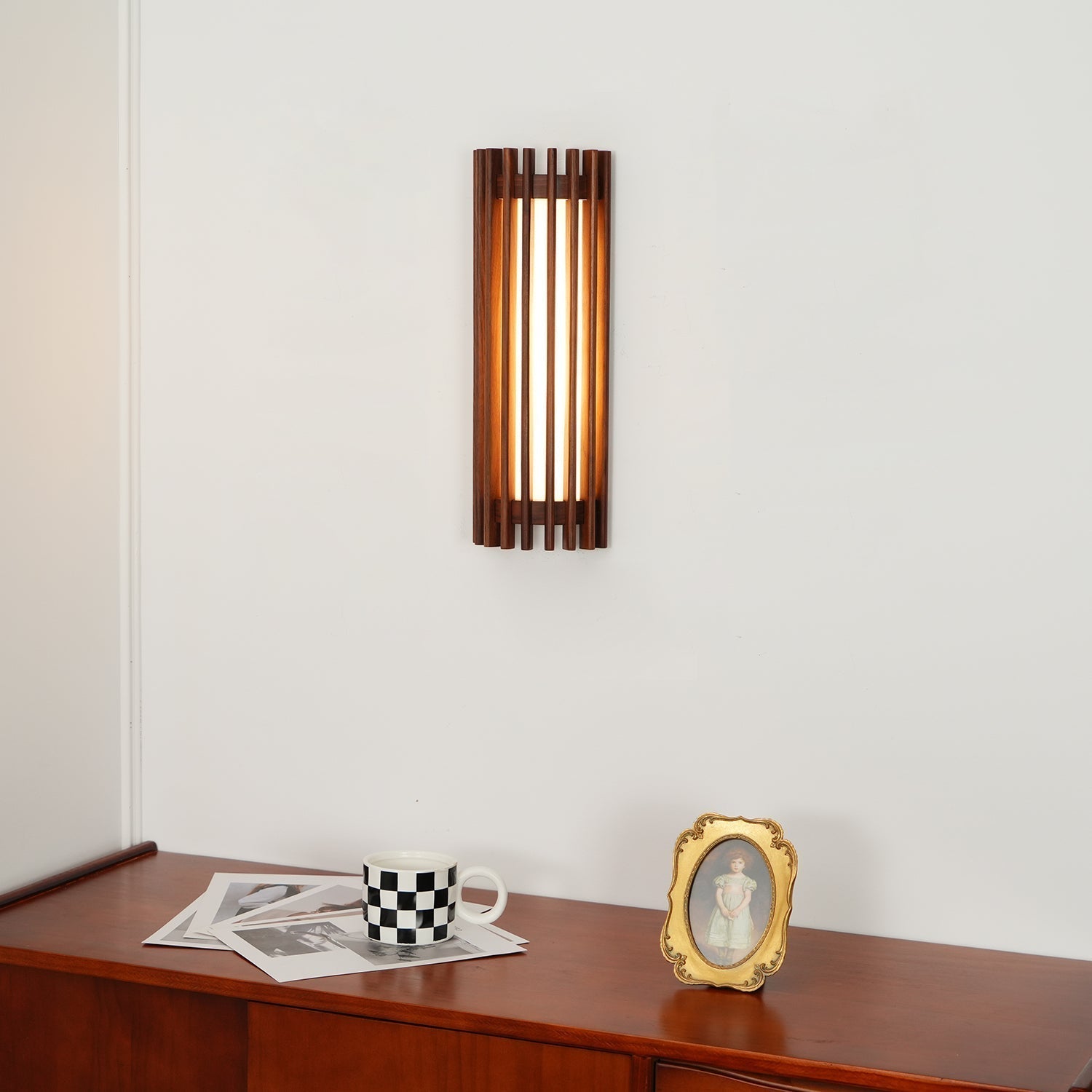 Bekelya Wall Light