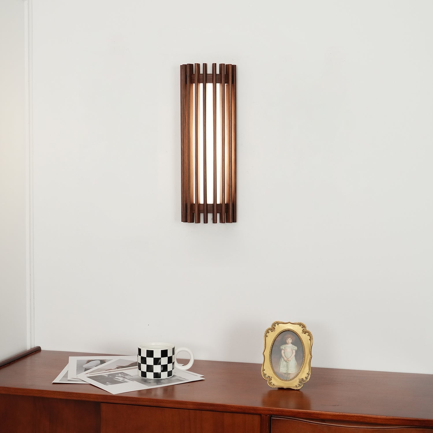 Bekelya Wall Light