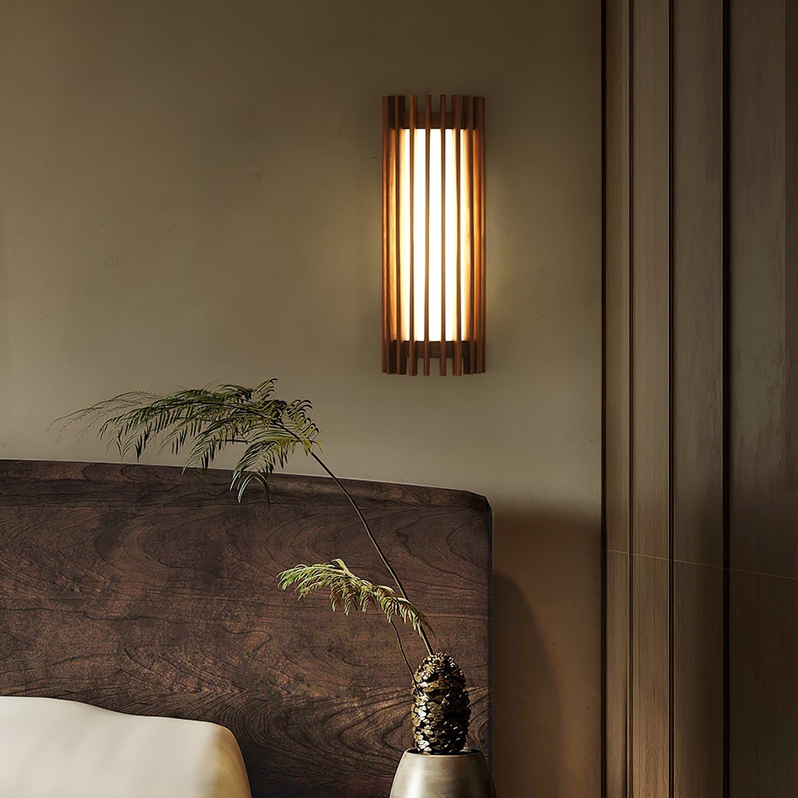 Bekelya Wall Light