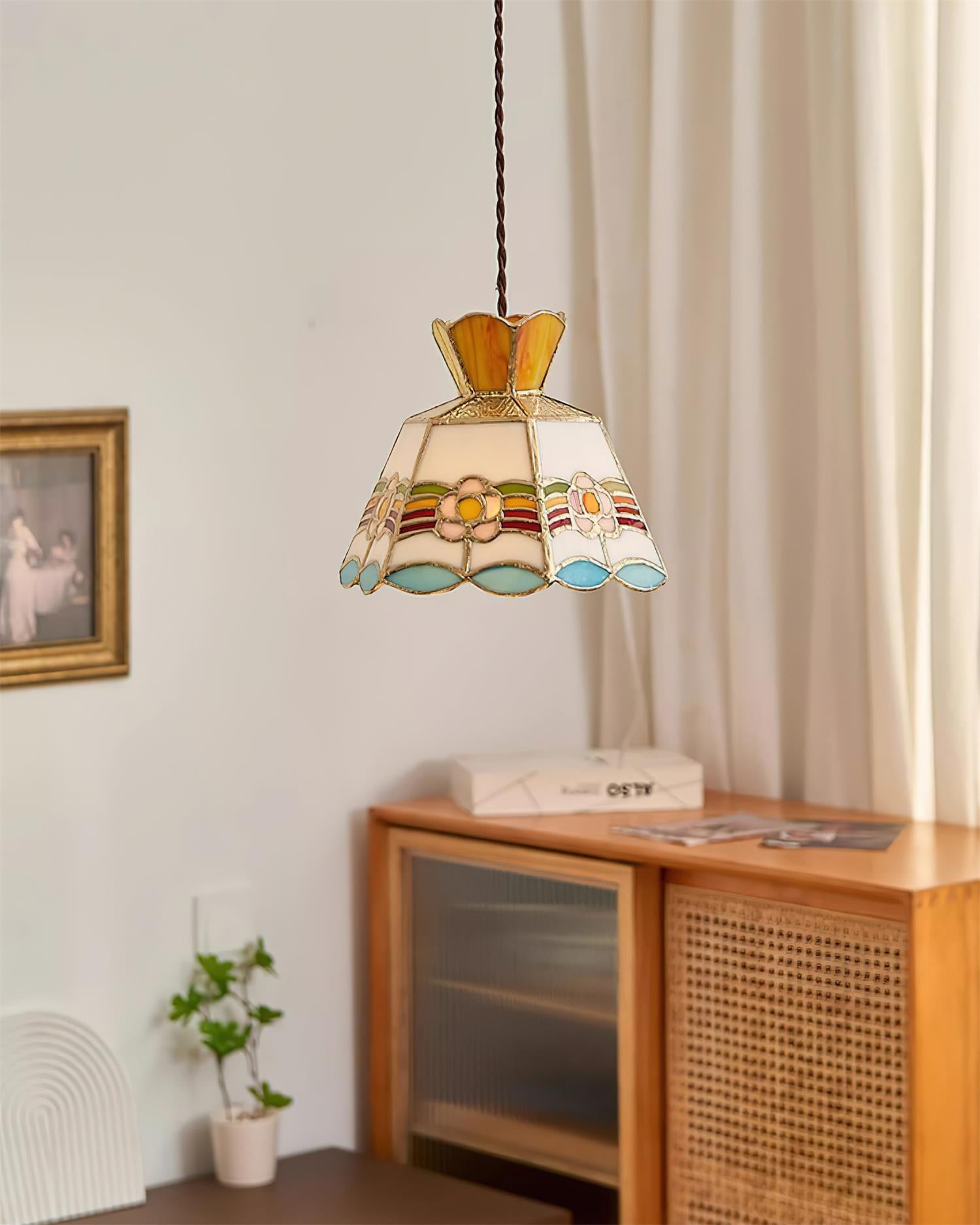Deliressa Tiffany Pendant Light