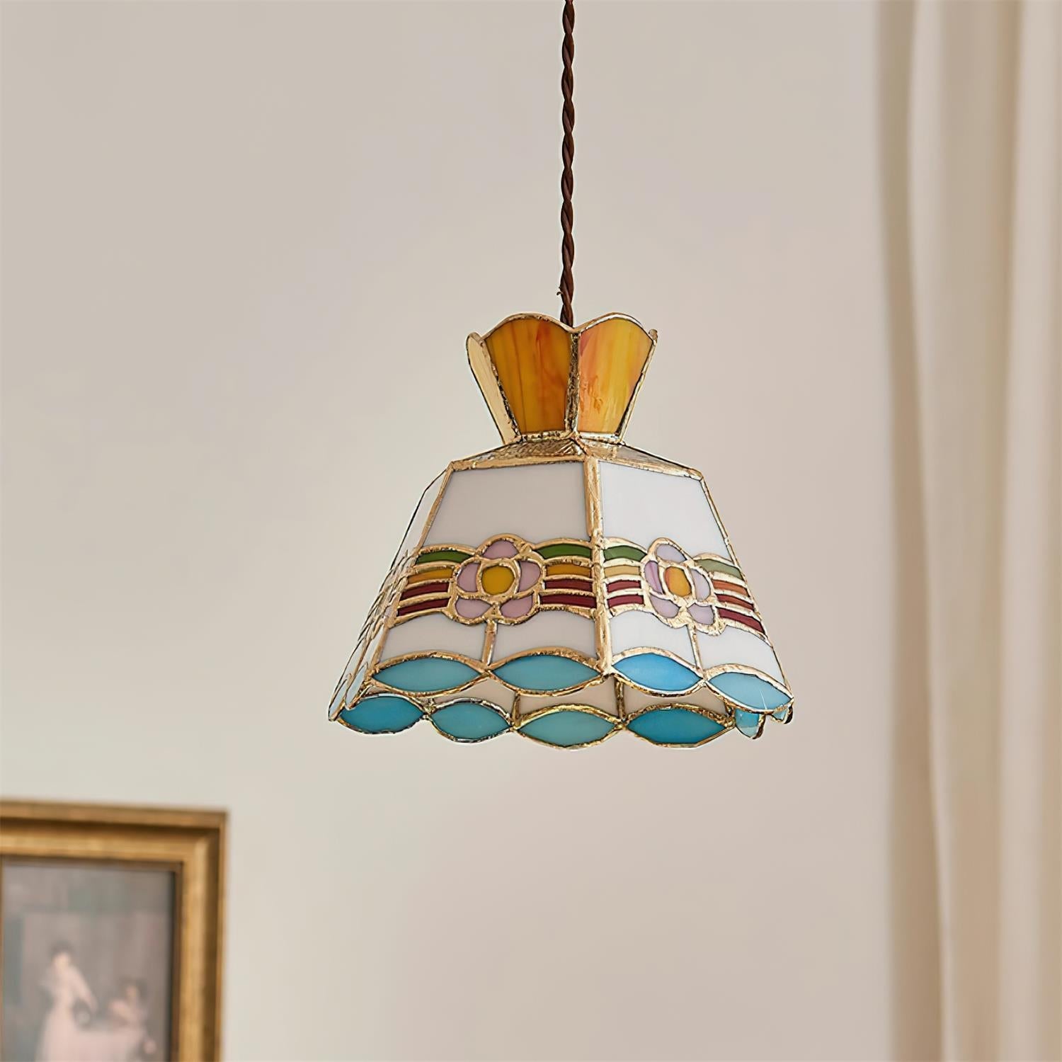 Deliressa Tiffany Pendant Light
