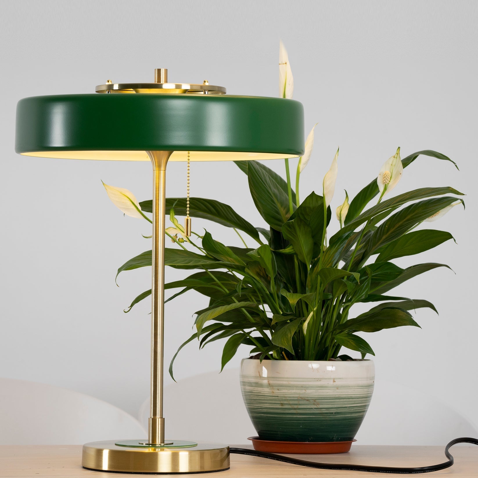 Mepero Modern Table Lamp