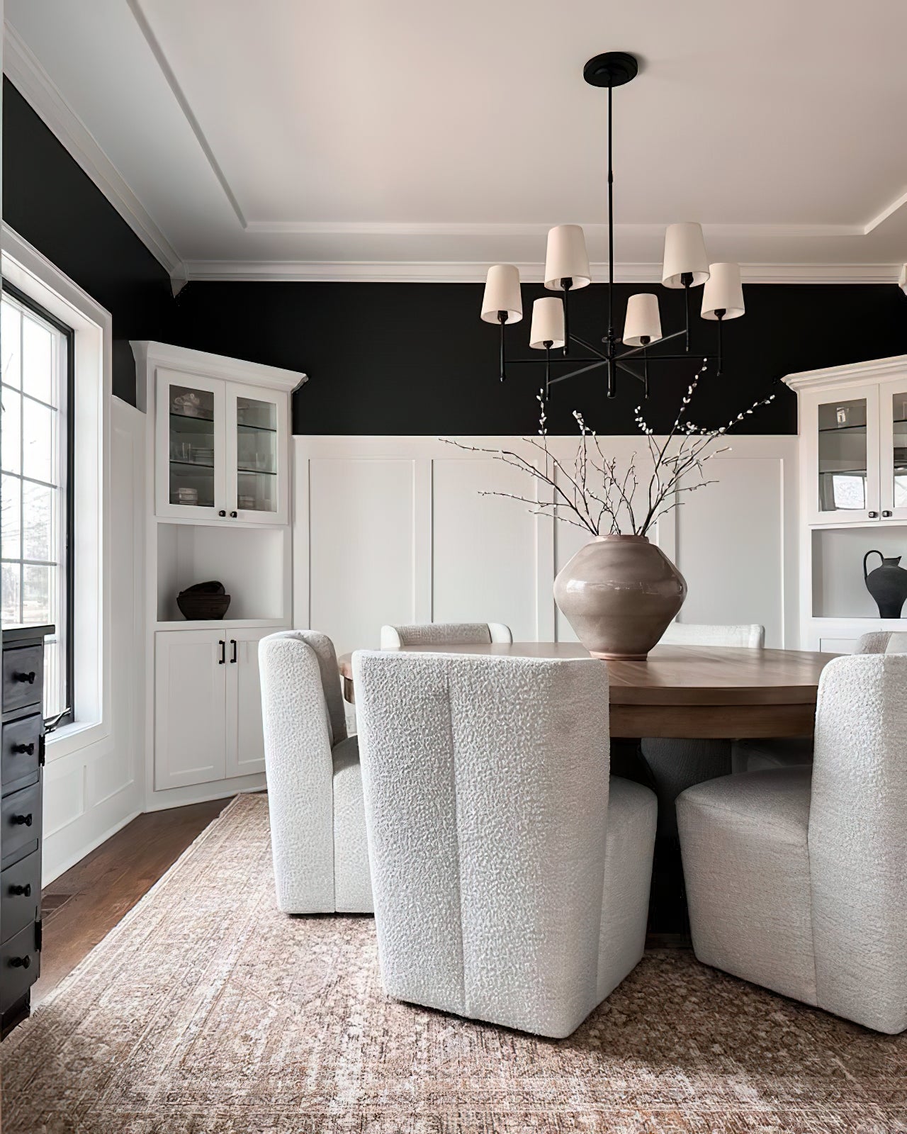 Alrizva Round Chandelier