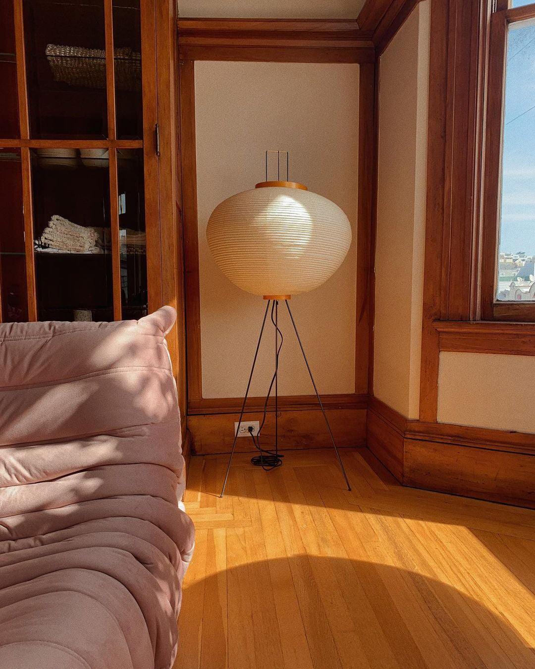 Alellan Sculptural Floor Lamp