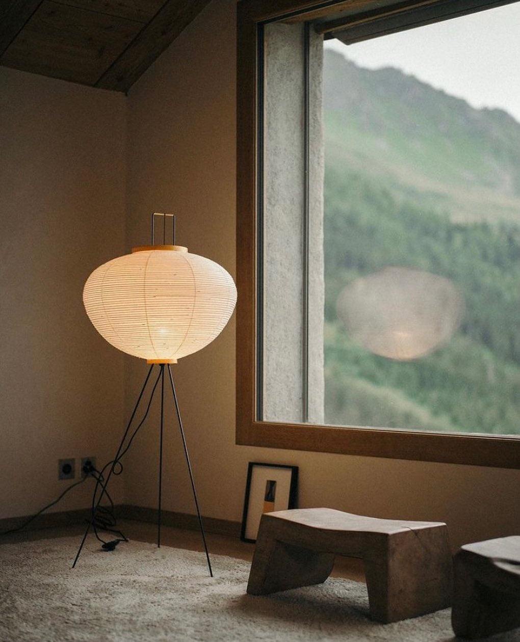 Alellan Sculptural Floor Lamp
