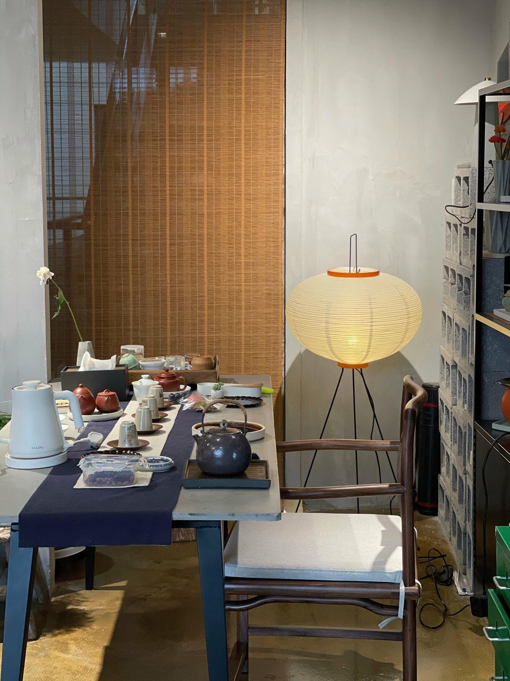 Alellan Sculptural Floor Lamp