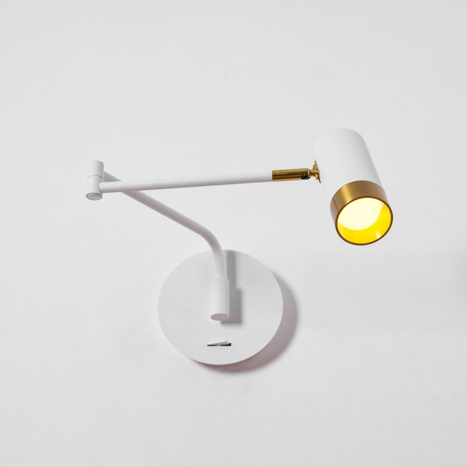 Nodo Wall Light