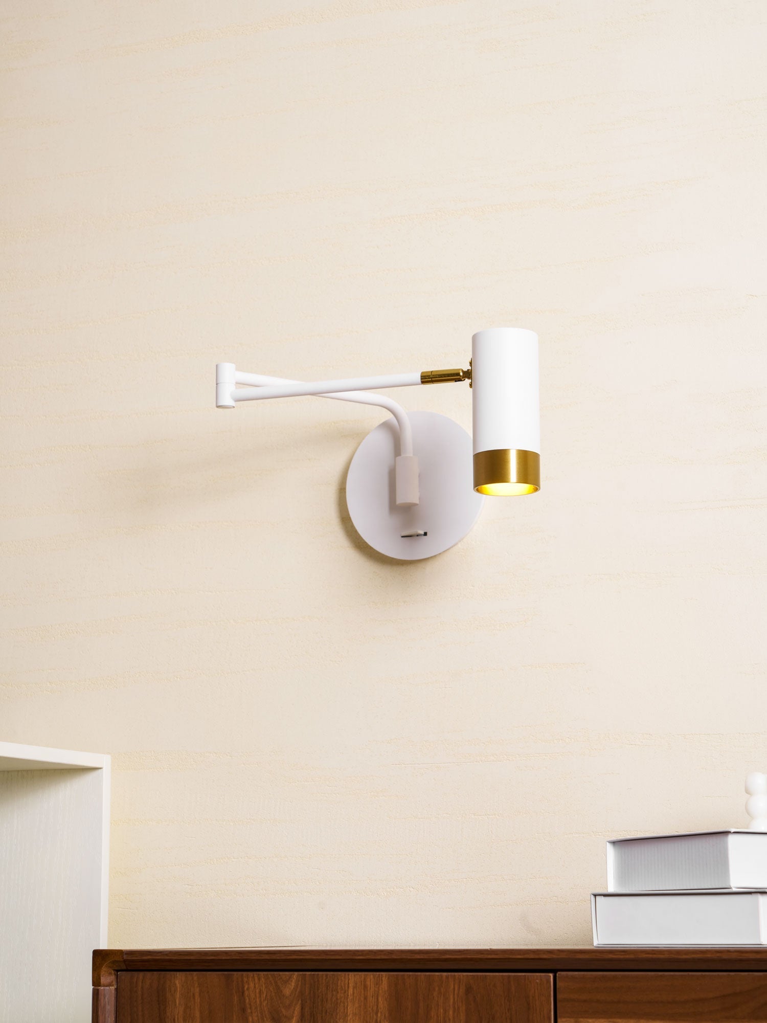 Nodo Wall Light