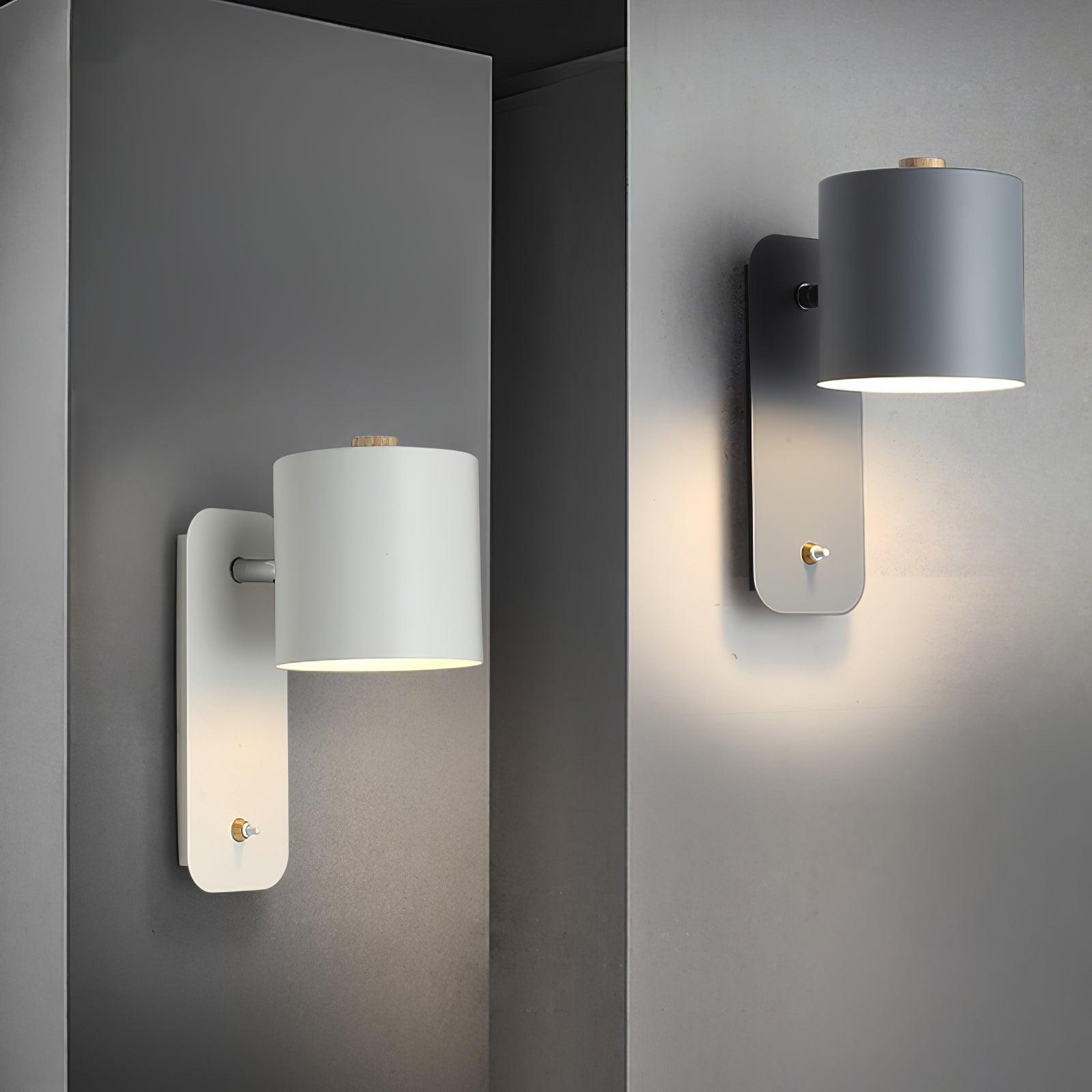 Manzo Wall Light
