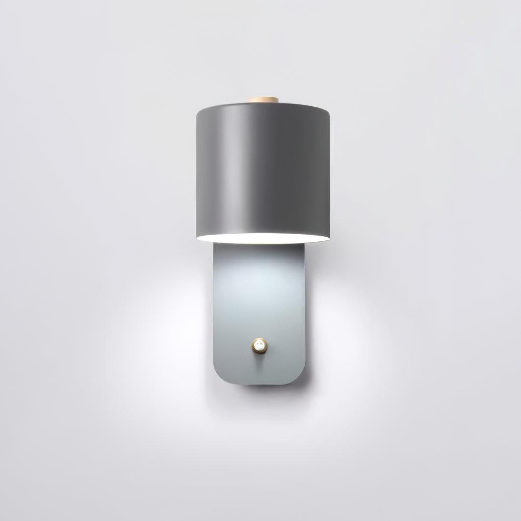 Manzo Wall Light