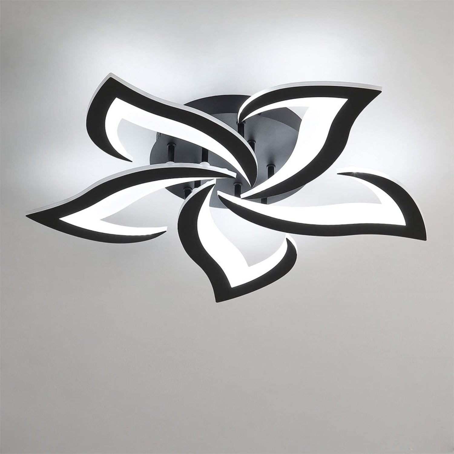 Lomesca Flower Ceiling Light