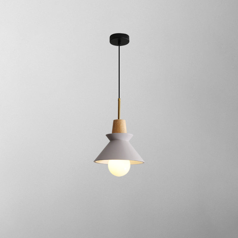 Upao Cone Pendant Light