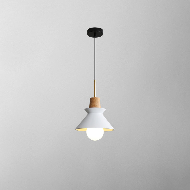 Upao Cone Pendant Light