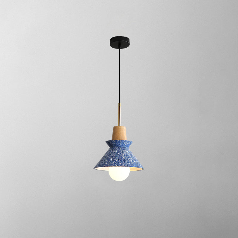 Upao Cone Pendant Light