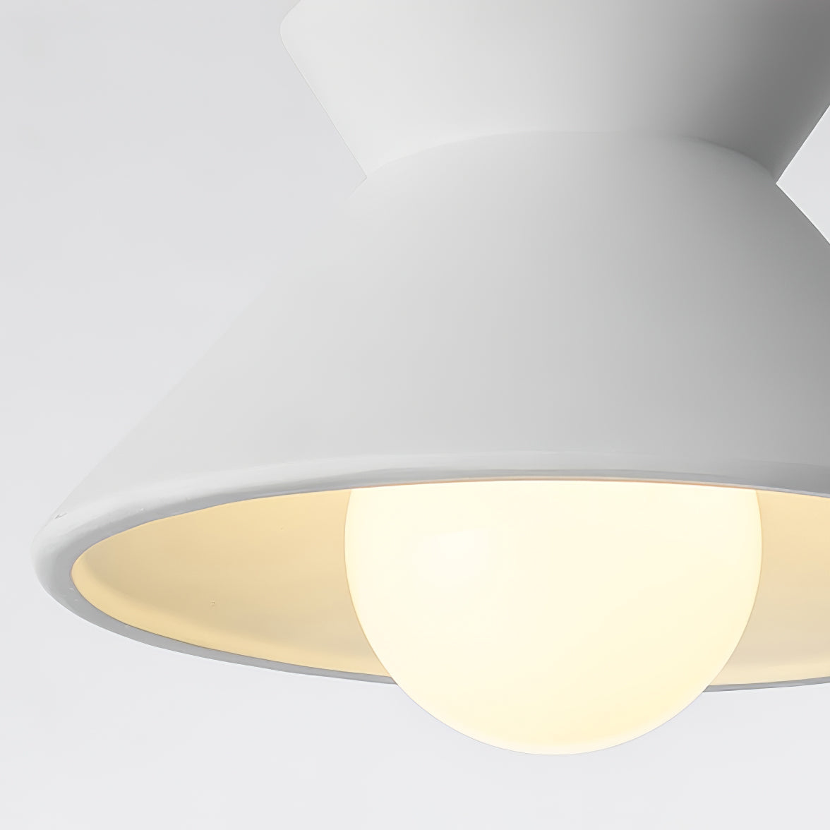 Upao Cone Pendant Light