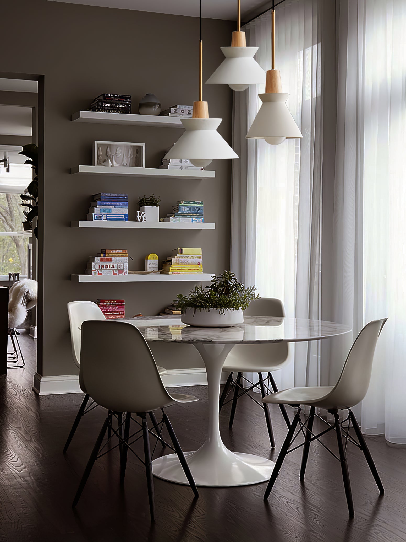 Upao Cone Pendant Light