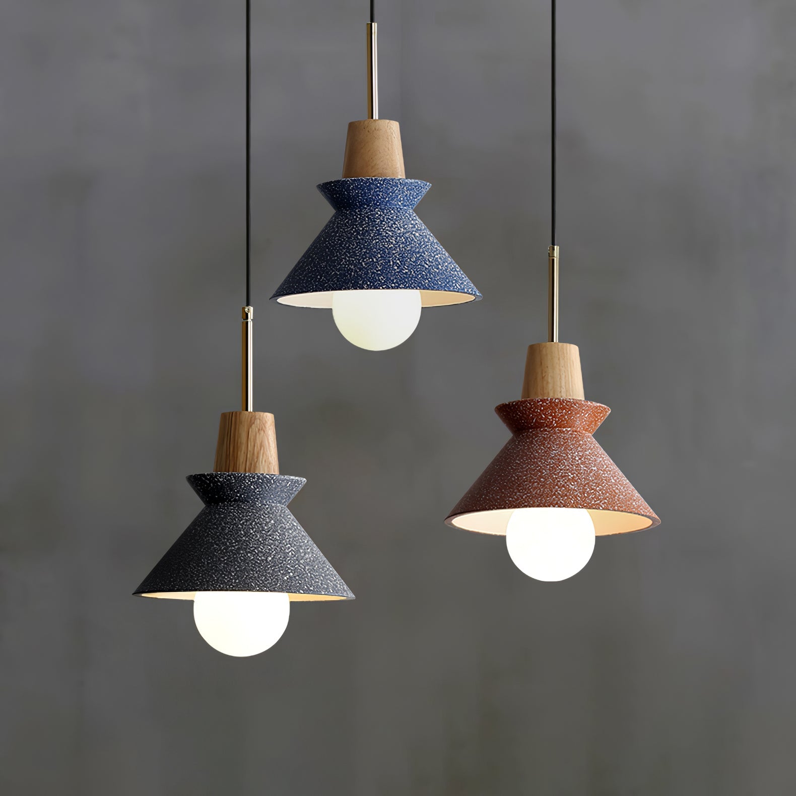 Upao Cone Pendant Light