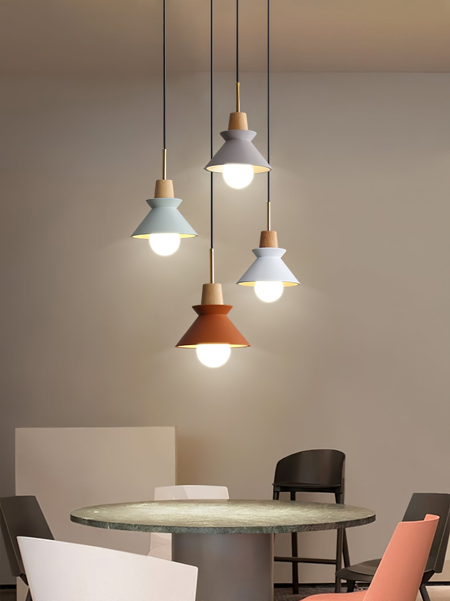 Upao Cone Pendant Light