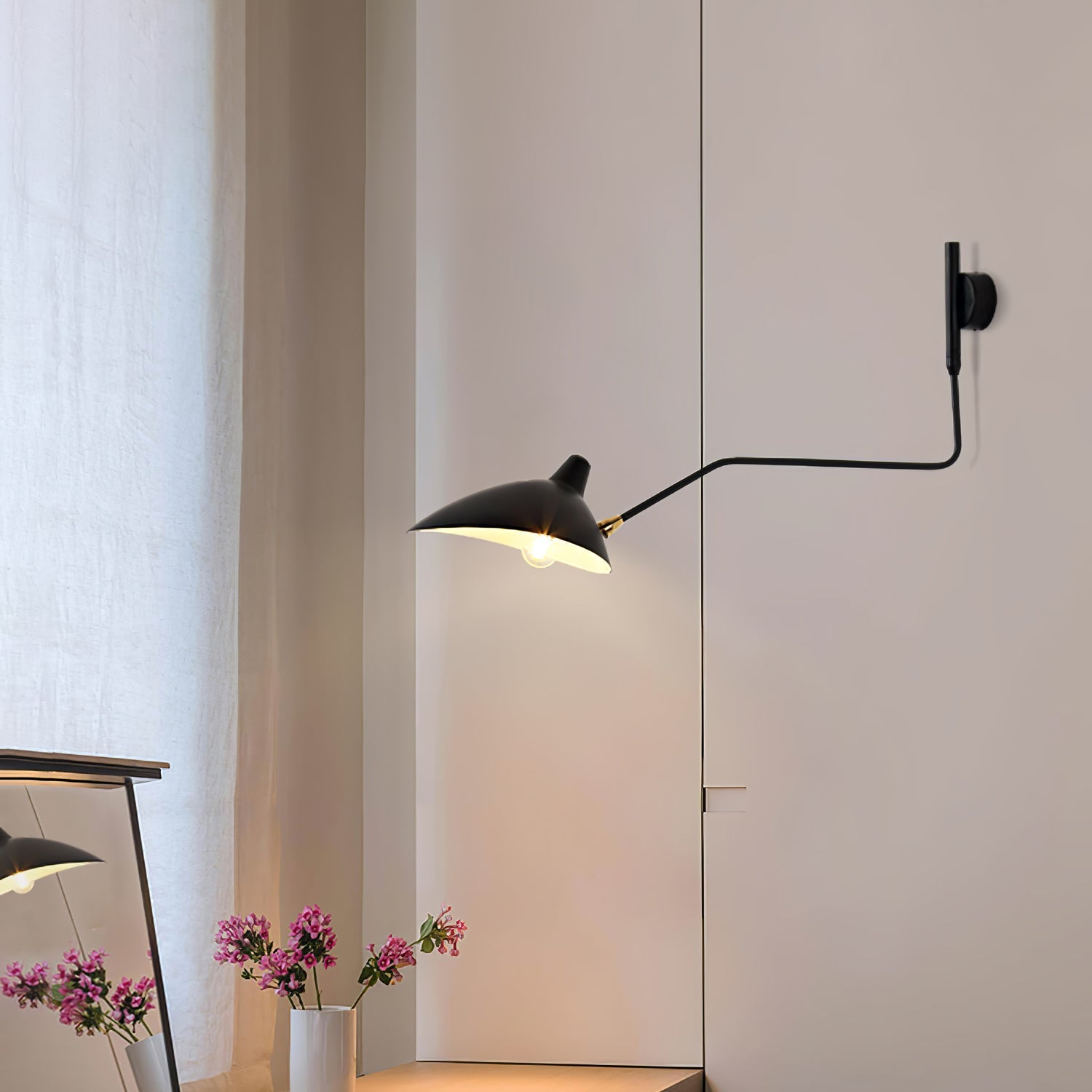 Allarro Linear Wall Light