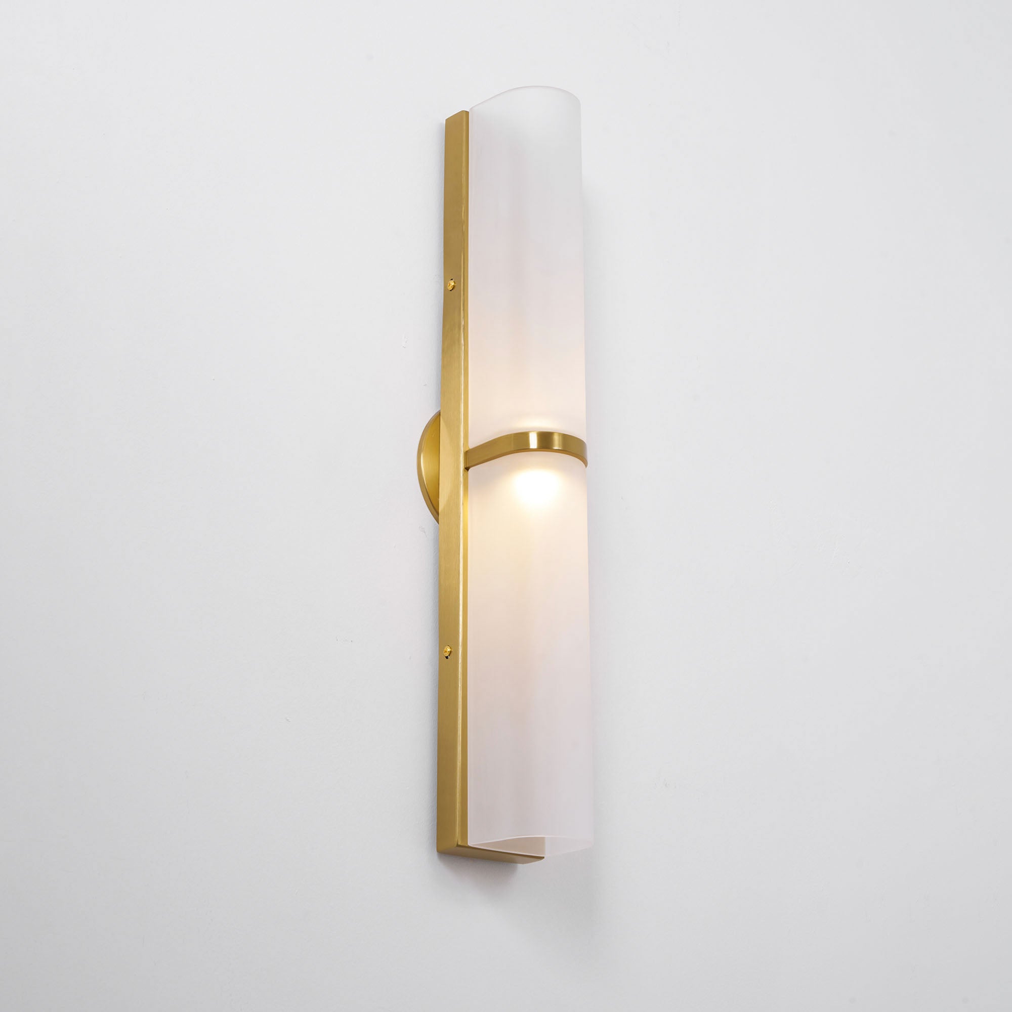 Eceravon Arched Wall Light