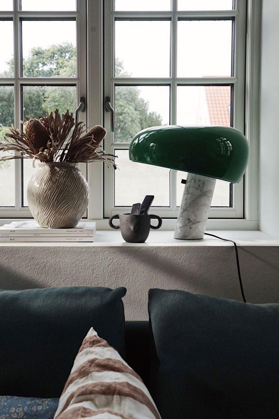 Ivoro Table Lamp