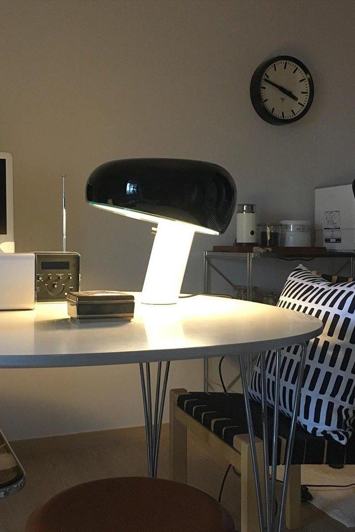 Ivoro Table Lamp